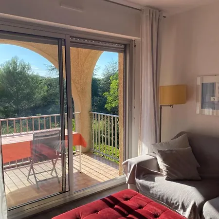 Charmant F2 Sur Les Golfs Apartament